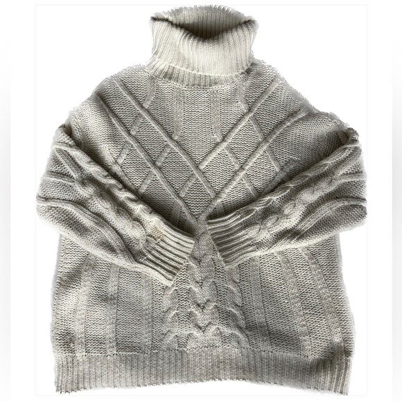 Oversized Cream Cable Turtleneck - Picture 1 of 5
